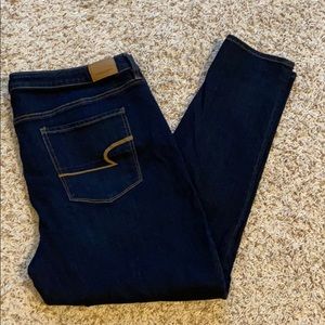 American Eagle Super Hi-Rise Jegging